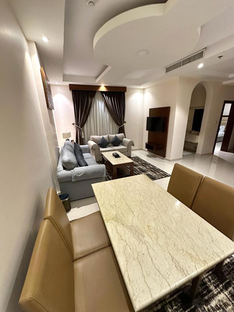 Sas Al Olaya Hotel Suites Al-Khobar Eksteriør bilde